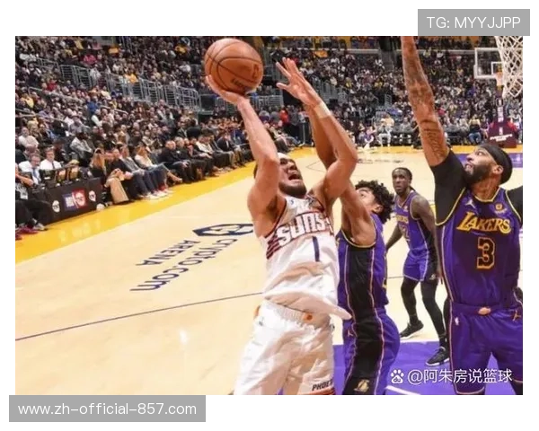 湖人太阳战术体系演变 沃格尔与哈姆执教风格